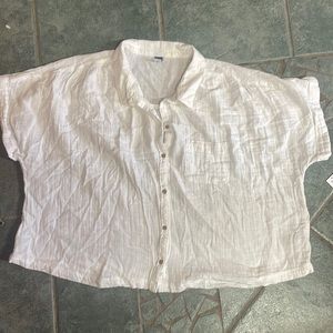Old navy women’s large top. NWT!